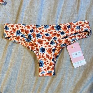 Midori size medium new with out tags